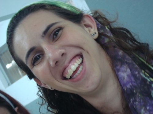 Mas há a vida que é para ser intensamente vivida,
há o amor. Que tem que ser vivido até a última gota.
Sem nenhum medo
Clarice  Lispector