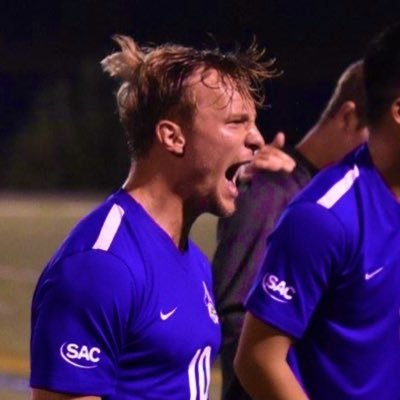 stiansanner's profile picture. Tunnelbehov av de sjeldne        @GrunerFotball     @MHULions     @Lynn_Knights