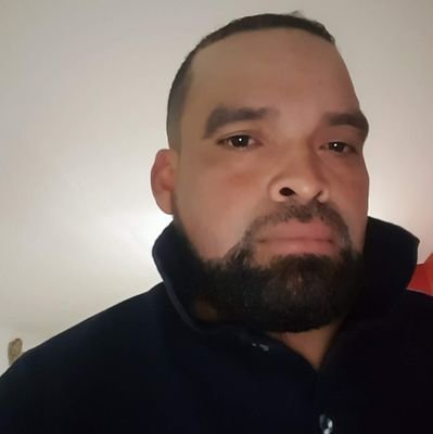 Rolando04740509's profile picture. 