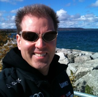 Finance/Acct'g professional...love to ski, windsurf, mtn bike, golf and play tennis, workout, Estonian 🇨🇦🇪🇪