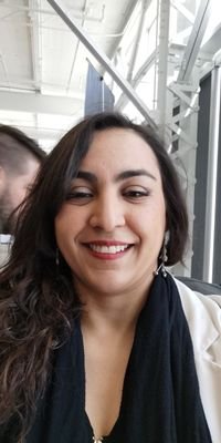 Coach en affaires
Si tu ne sais pas par où commencer pour te lancer en affaires, tu es à la bonne place.
Je te presenterai les bonnes personnes et organismes😍