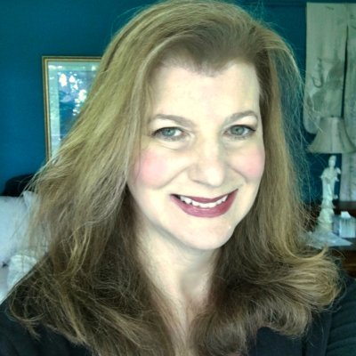 Digital marketing & user experience strategist, writer, editor, jewelry designer, metal clay artist, jewelry & crafts tutorials, desserts & healthy recipes