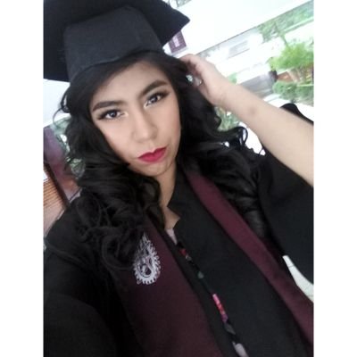 19 | Politecnica | Si luchas por tus sueños se llegan a cumplir 🌻