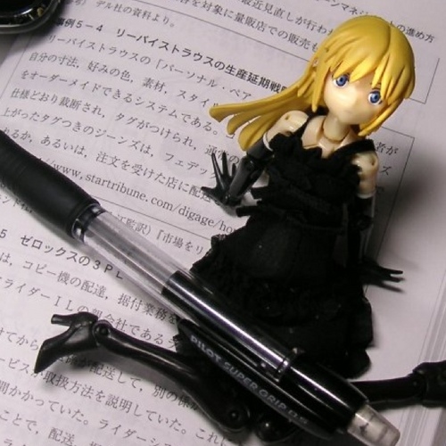 ezmscrap's profile picture. 蘭子PでTRPG愛好家でIT好きで武装紳士