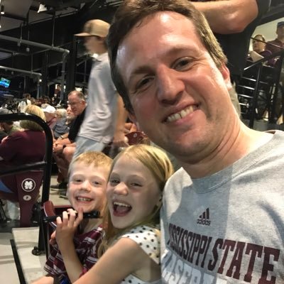 Christian / Husband and Dad in our family of 6 /  Mississippi State Bulldog / Chemical Engineer at Albemarle / Umbraphile since 2017