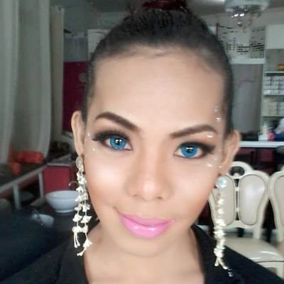 matieathication's profile picture. Open the eyes of my heart and catch me In your arms.