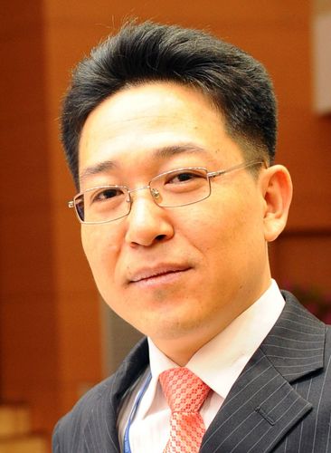 73년생, 현재 서울에서 거주 중. 세상사는 이야기가 궁금한 인간입니다. ^^