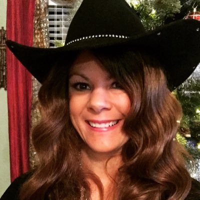 ArtistFerrell's profile picture. Just a girl with a few little brushes and a lot of God