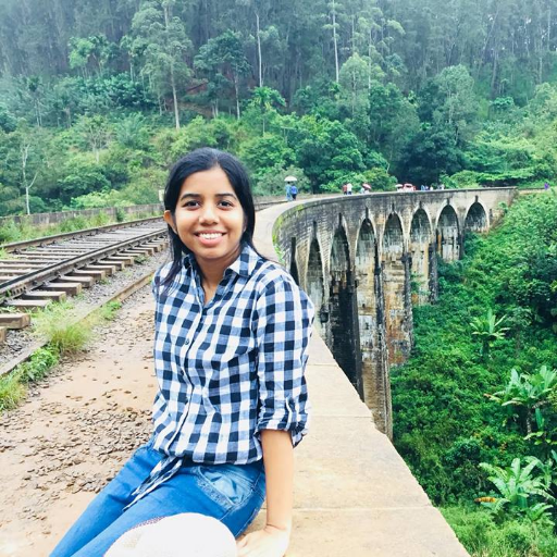 InduminiL's profile picture. 