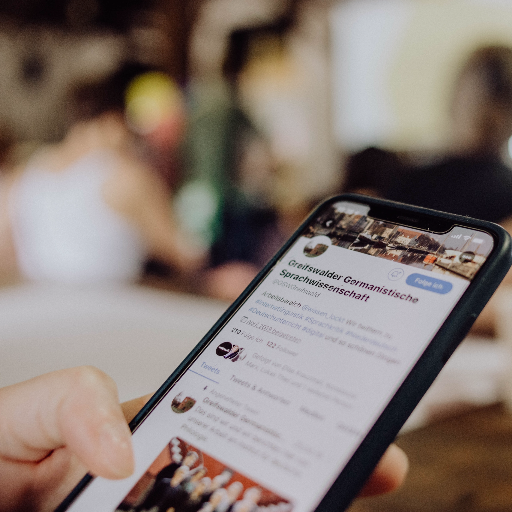 GSWGreifswald's profile picture. Arbeitsbereich @wissen_lockt @uni_greifswald Wir twittern zu #Internetlinguistik #Sprachkritik #Niederdeutsch #Deutschunterricht #digital und so schönen Dingen