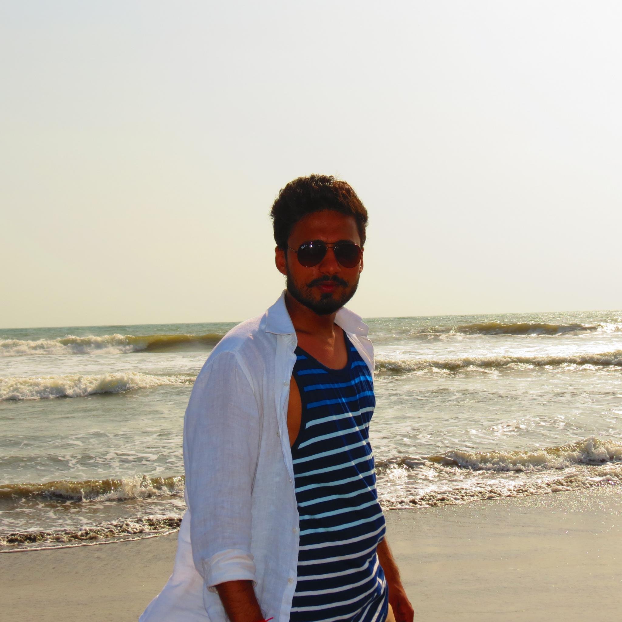 AmanKum11176344's profile picture. Entrepreneur | Options Trader | Passionate about financial markets and Health & wellness |💰🧠💼 #OptionsTrading #HealthyMindset #FinancialFreedom