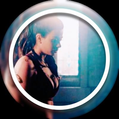 GirlOfAWhip's profile picture. ❝𝑰 𝒇𝒆𝒍𝒍 𝒊𝒏 𝒍𝒐𝒗𝒆 𝒘𝒊𝒕𝒉 𝒕𝒉𝒆 𝒅𝒂𝒓𝒌𝒏𝒆𝒔𝒔, @DemonBloodHost .❞