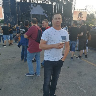 eltroli1's profile picture. 