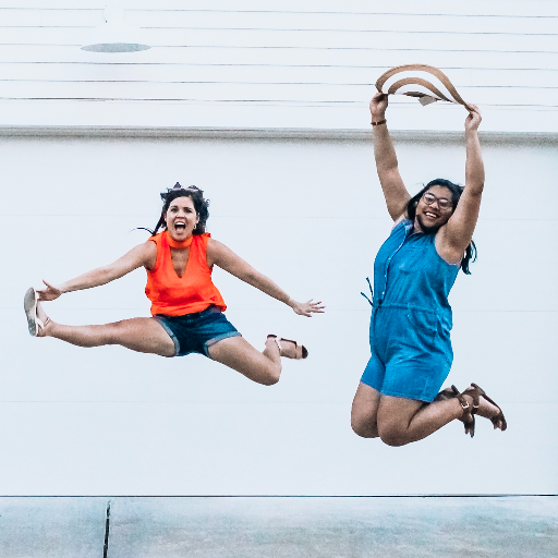 Travel • Create • Encourage --
Friends finding joy in the everyday & the getaway. Hebrews 10:24
Blog by @kristenalane & @lizabethreuban hello@krisandlil.com