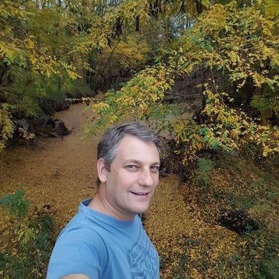 Villa Elisa, Entre Ríos.
Contador Público Nacional.
Actual Concejal