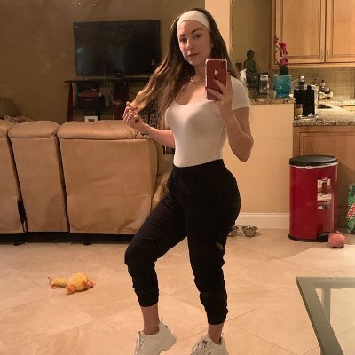 alyssaleroux6's profile picture. bah rien pour le moment