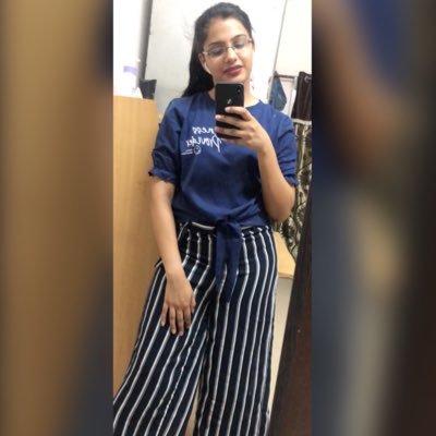 priyamguptaaa's profile picture. Thankful for everything, the highs, lows, blessings, lessons, setbacks, comebacks, the love, the hate. 💫