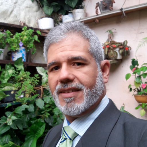 Abogado. Especialista en Derecho Tributario. Profesor Universitario. Experiencia en la Administración Tributaria Nacional. Conferencista