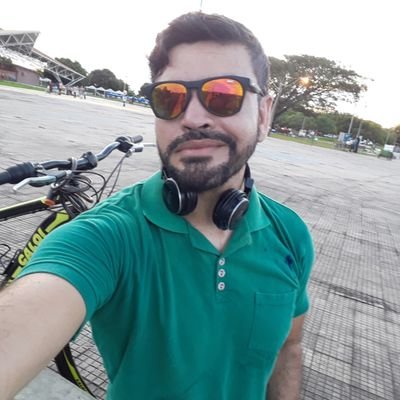 AntonioMagas's profile picture. Um ser humano que ama viver a vida na forma mais simples que ela é, às vezes mal interpretado, mas leal aos meus princípios e sentimentos.