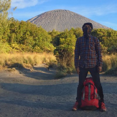 harirbako's profile picture. 