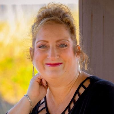 bizbolsterlori's profile picture. Happily married mom of 2 fur babies! Founder of BizBolster Solutions. Passionate about working with other entrepreneurs on their online presence.