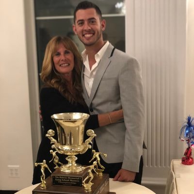Mattfarber11's profile picture. Team USA 2018. 2018 National Champion. Junior Team USA Member 13-15. World Champion & Five-time Gold Medalist. Director of Marketing at Strikeforce Bowling.