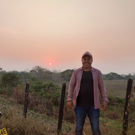 Tgo. Producción Agrícola, Esp. BPA, trabajador agropecuario, siempre joven, Nechiano pata de barro, ¡Bajo Cauca es Región!
