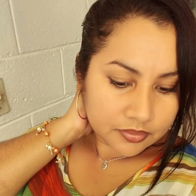 LuzRodr85698977's profile picture. tratando de cambiar cada dia porque deseo que todo cambie a mi alrededor😌