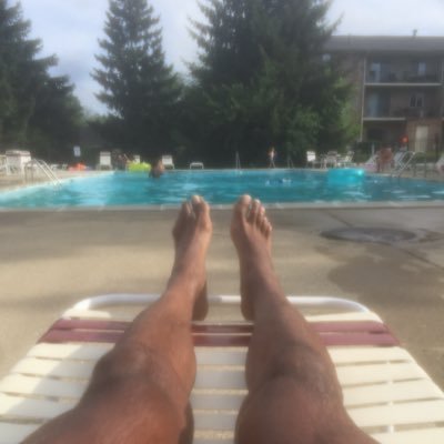 AwesomeAndre3's profile picture. 💯 Pool Crashing 😆