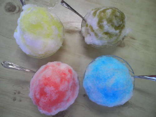 yasuke43's profile picture. ただいまウクレレを自己流で練習してます。近くのスクール情報や一緒に練習してくれる方がいらっしゃいましたらよろしくお願いします