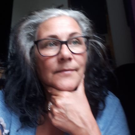 VirtualMarthaB's profile picture. love and gratitude