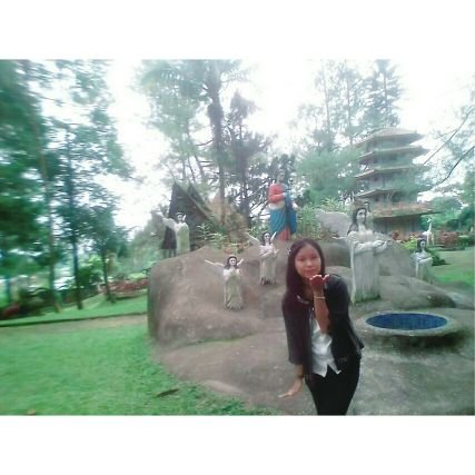The Simple Princess....
Filipi 4:6