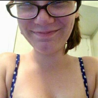 Lynda032's profile picture. I'm new over here