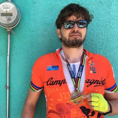 I'm @NathanielParish, a Mexico City based writer, photographer, and cyclist. I tweet here about cycling, racing, training, and food. 🚴