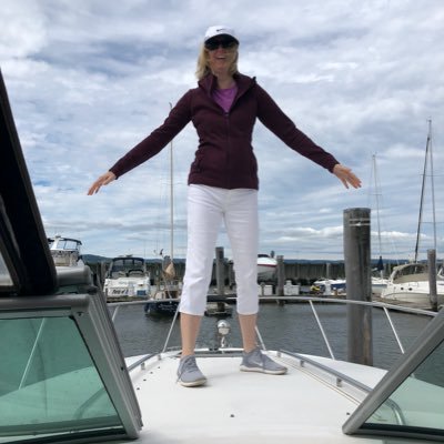 lizbraude's profile picture. 