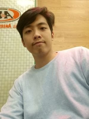 Armandddfrz's profile picture. フロントエンド  エンジニア 👨‍🎨