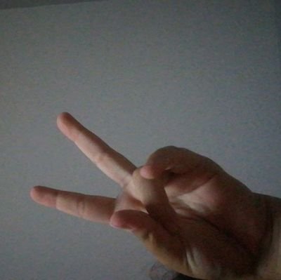 Voech1's profile picture. Sedíme za yasminom a pijeme vinooo