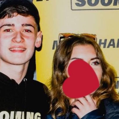 met max and Harvey x3 🥰