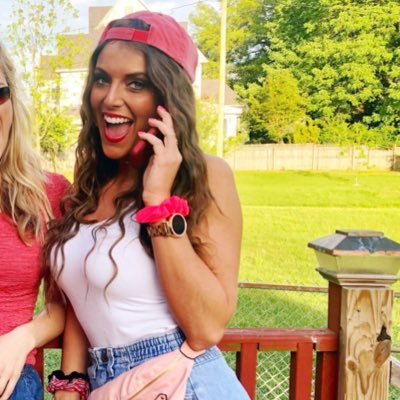 Rowdy_MDowdy's profile picture. Wild as a mink but sweet as soda pop • RN, BSN 💉💊•