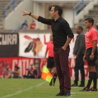 Entrenador de fútbol profesional. Professional soccer coach License PRO Conmebol. @dtkikegarcia instagram.