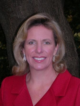Principal in Novarica's insurance practice focused on core applications, portals, data architecture, and IT planning and best practices for the P&C market.