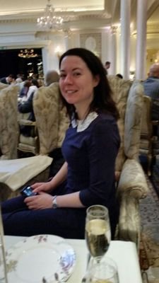 Sci/Bio/Chem teacher 👩🔬
PDSL & MEd @ UL
Google Certified Educator 1👩🏫
Leader of digital T&L
Lover of gardening 🌻 & all things foodie
Views my own