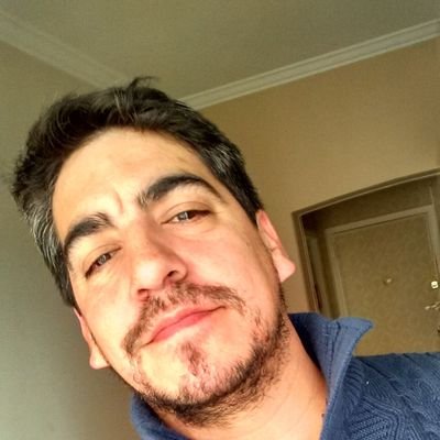 EmiCeledon's profile picture. 