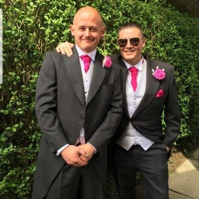 41 going on 19, ex cricketer/footballer with a major in the ridiculous. Expect very little from this 'tweeter'