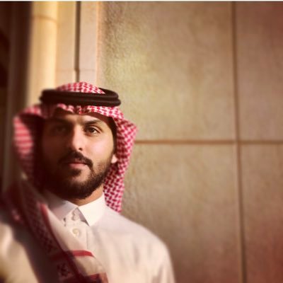 شاعر ..