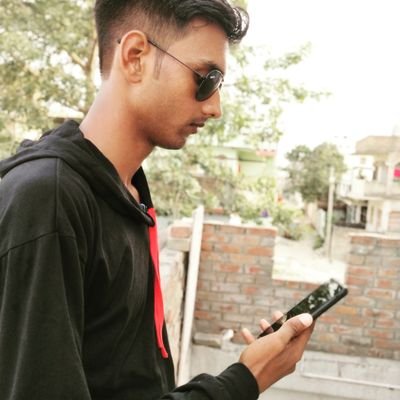 works at student of the year studies at M. k. S college b. com second year darbhanga mithila university