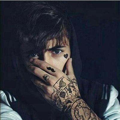 nmdsZZ7BaGprMbE's profile picture. ‏مكـــلاوي هـــــاوي ..
العمــر 19
الوزن 63
الطول 167