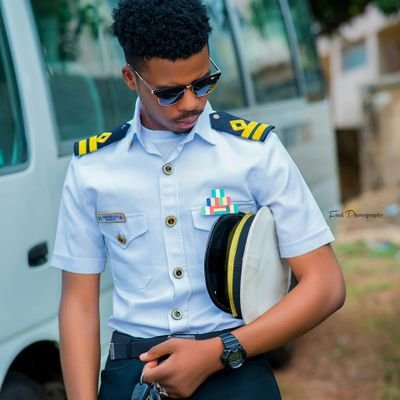 shafa_eeh's profile picture. Fashion model🧣🕶️
Photographer📷
Spontaneous✌️
Vegetarian🍟
Genius💯
™Insider 🖇️
Curiositer⛄
Dreamer🎉
Reader📚
Tourist🚦
Abusite ✌️