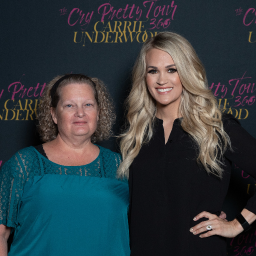 Boo2Lynn's profile picture. Mother. Fan of Carrie Underwood