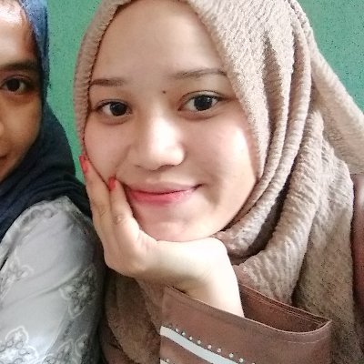 pipitgumilar's profile picture. Love and life can't be without the knowledge of Islam . BE HERE OR BE BLIND FOREVER ||  #HalaMadrid